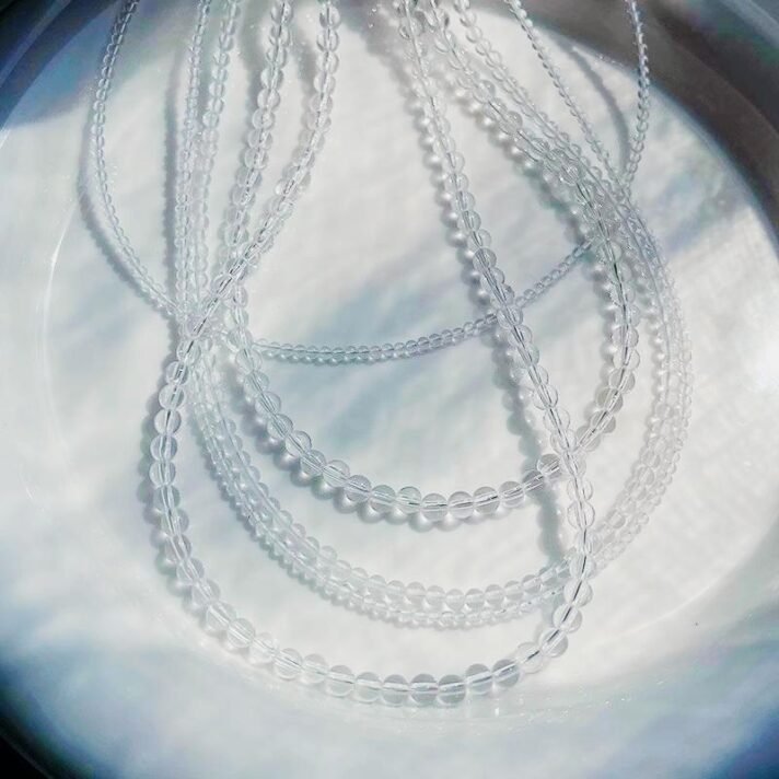 Høy transparens, førsteklasses naturlig hvit kvarts halskjede – Luksuriøst og eksklusivt design.