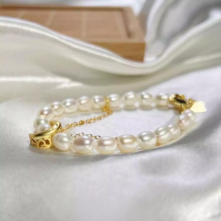 INS fransk liten design naturlig ferskvannsperle stjernesymbol og månesagn armbånd